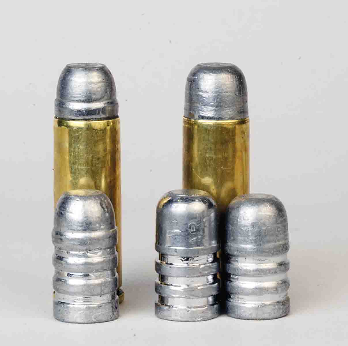 Mike used .41 Colt (Long) handloads with these bullets to gather data for the accompanying table. At left is a loaded round with Rapine mould 386-185HB. At right are hollowbase bullets from MP Molds 41LC (200 grains) and Lyman mould 386178 (185 grains). The loaded round carries the MP Molds bullet.